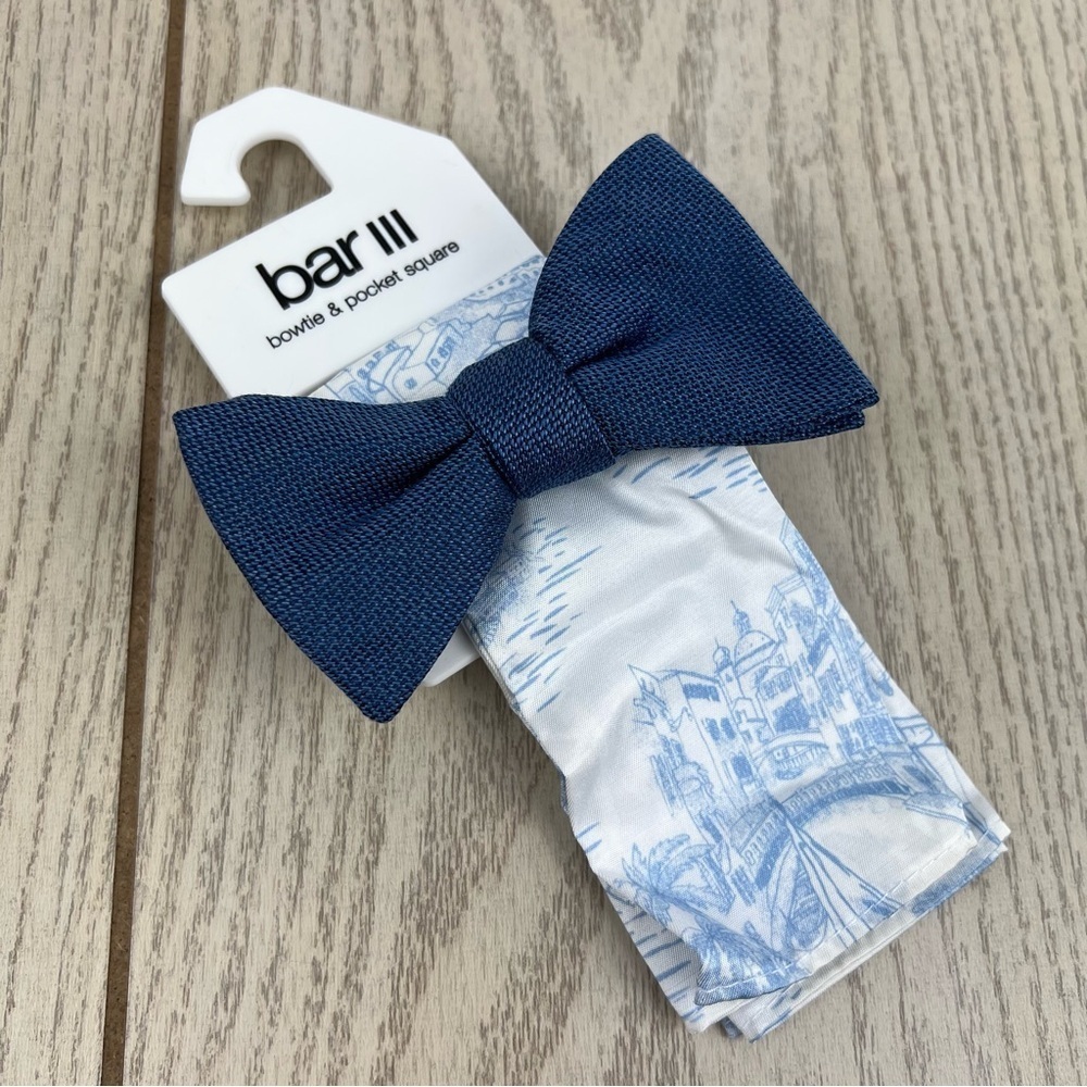 658 Bar III Men's Bowtie & Pocket Square Set OS Blue White Cityscape $55